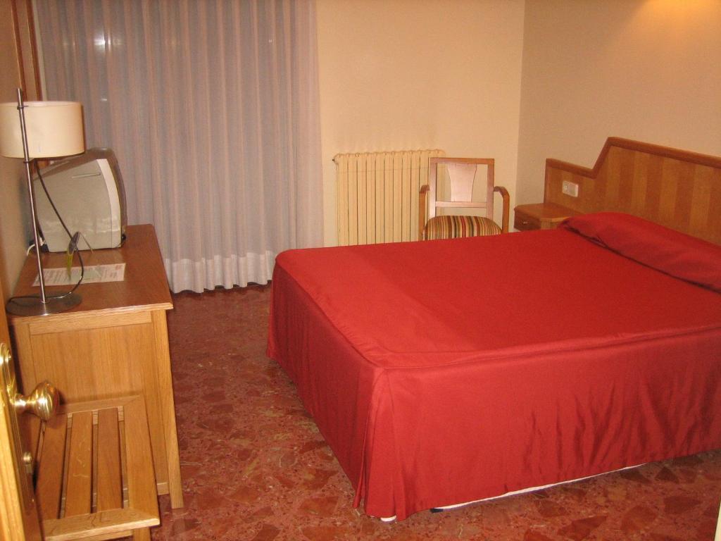 Hotel Chané La Puebla De Alfinden Chambre photo
