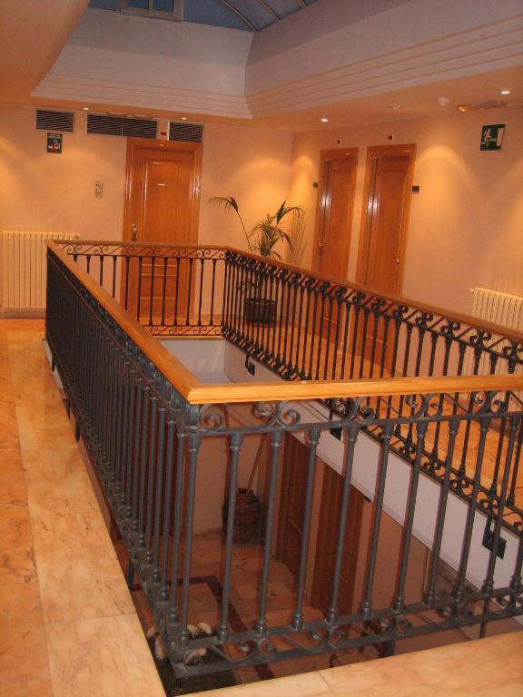 Hotel Chané La Puebla De Alfinden Extérieur photo