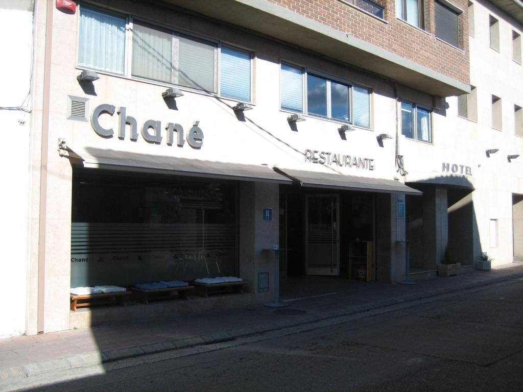 Hotel Chané La Puebla De Alfinden Extérieur photo