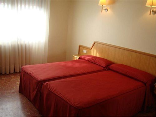 Hotel Chané La Puebla De Alfinden Extérieur photo